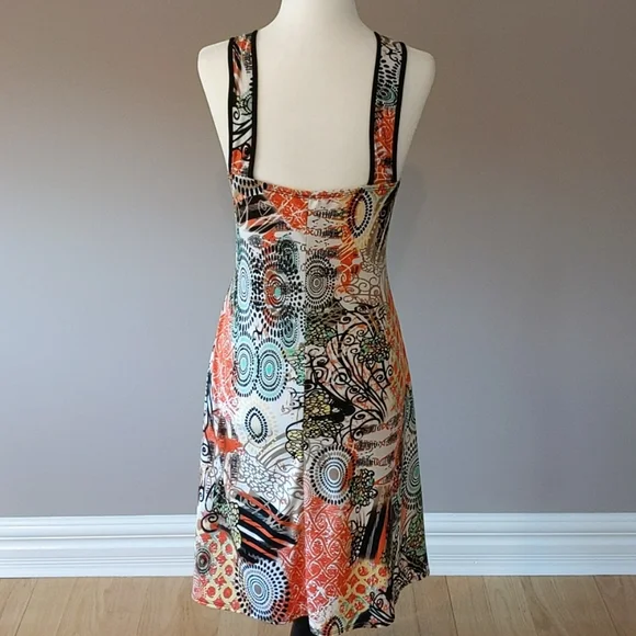 Abstract Pattern Dress - Picture 4 of 4
